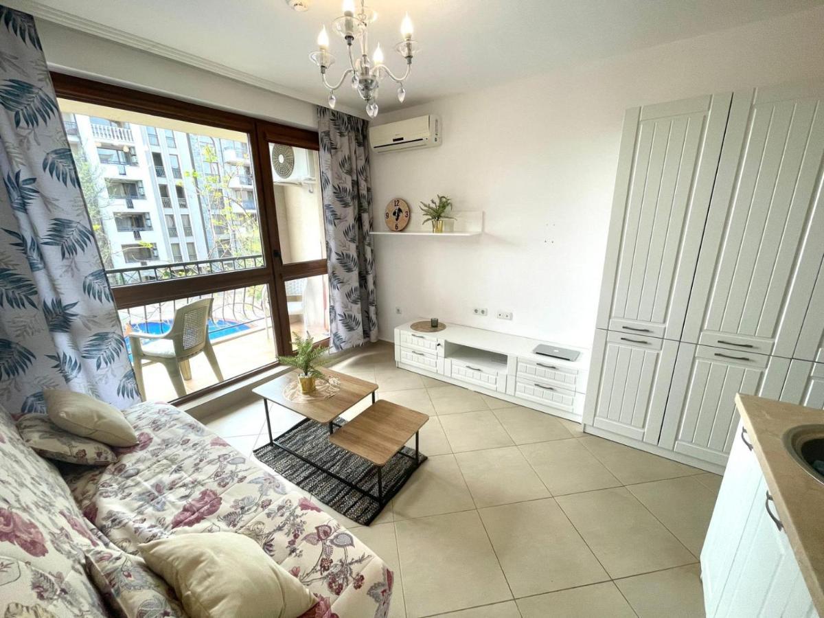 Destination Bulgaria 2000 Cascadas Private Summer Family Apartments Солнечный берег Экстерьер фото